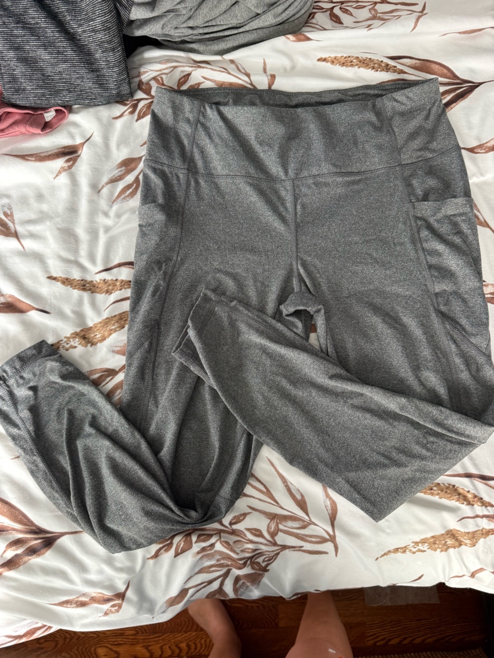 Members Mark Active wear leggings with pockets